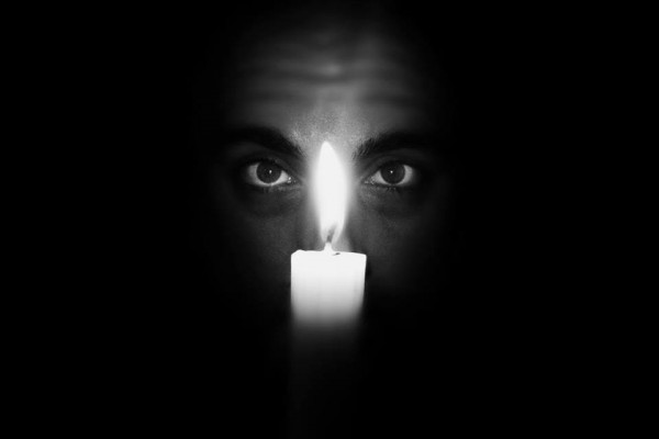 «Trāṭaka» Candle Gazing Meditation